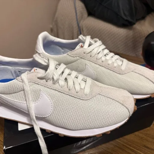 Nike-ის კედები, ზომა 42,5