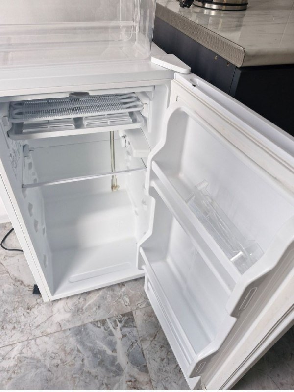 Холодильник, минихолодильник