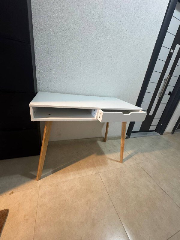 Компьютерный стол Jusk 3