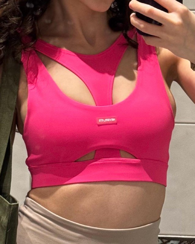 Спортивный бра-топ NEVERLATE, Кроссовки Nike Air Max 720 розовые