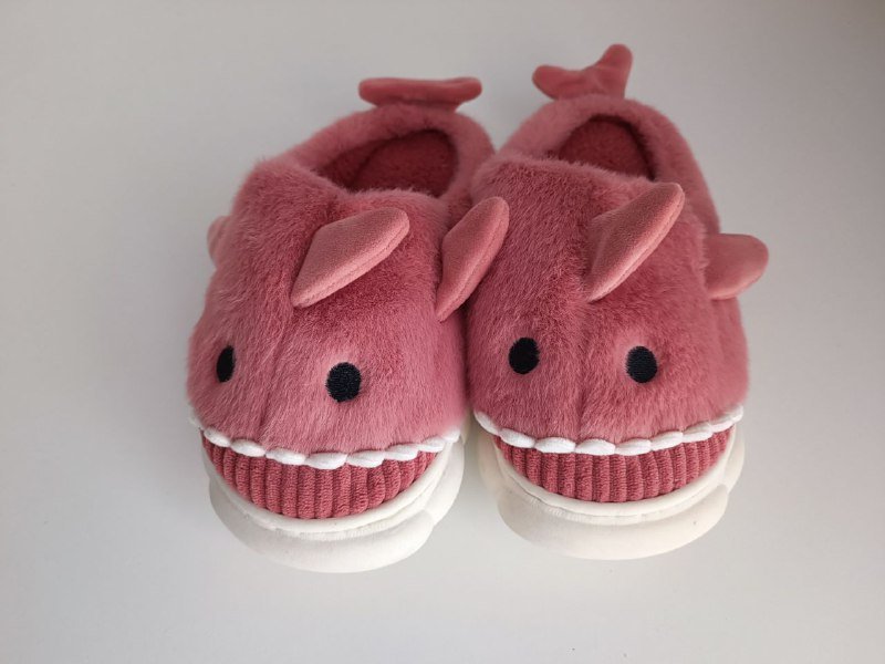 Детское одеяло, подушка, ботинки, игра, куртка, тапочки, фильтр для воды, шланги, спортивный набор 9