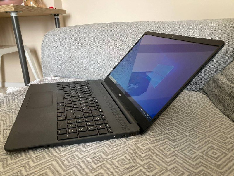 Ноутбук HP 15s-eq1142ur