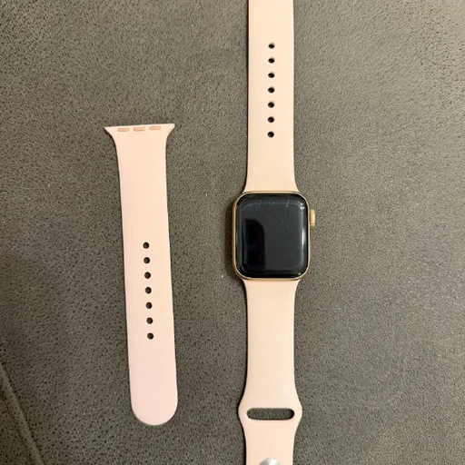 Apple Watch SE (1-е поколение), 40 мм