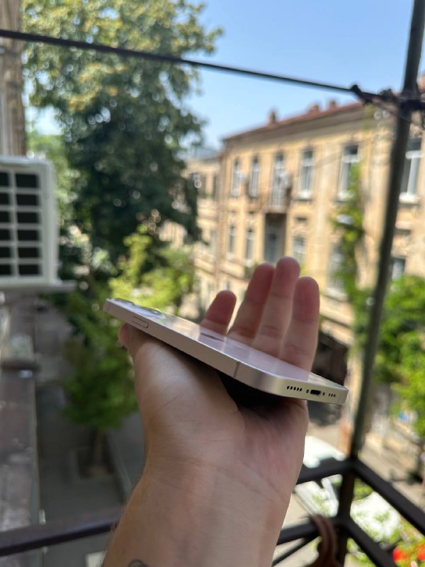 iPhone 13 128GB 4