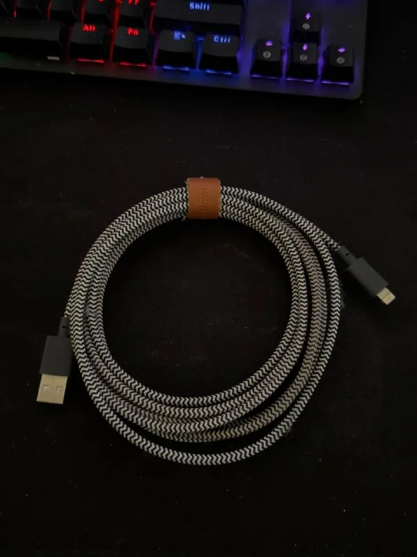 Apple iPhone Cable