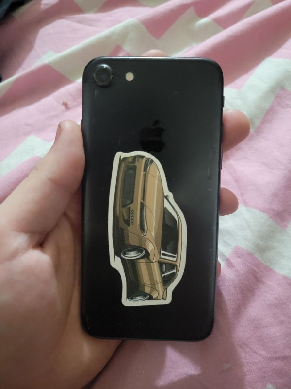 iPhone 7 4