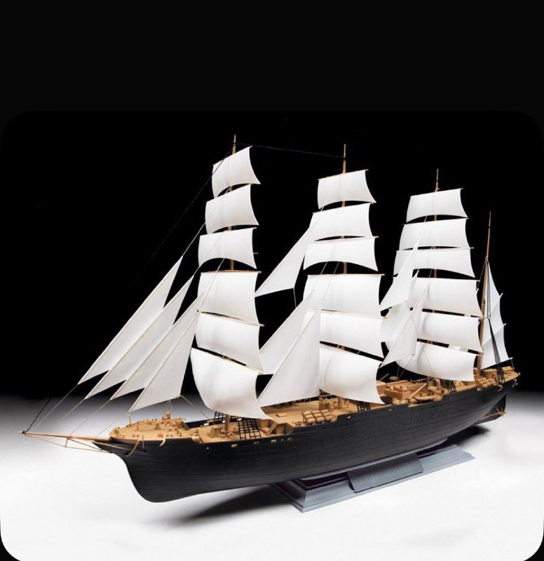 Сборная модель Четырехмачтовый барк Крузенштерн