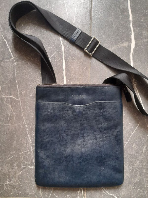 Сумка барсетка Hugo Boss кожанная темно синяя 4