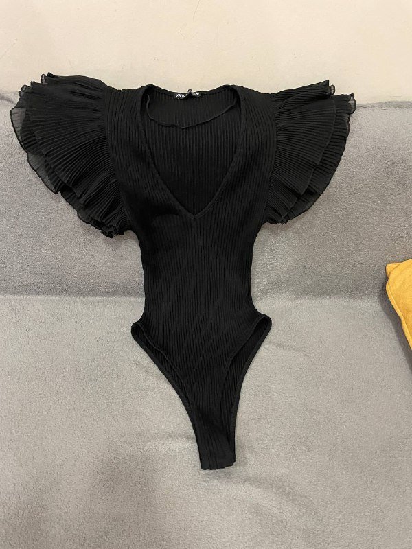 Две женские вещи Zara новые размеры S M