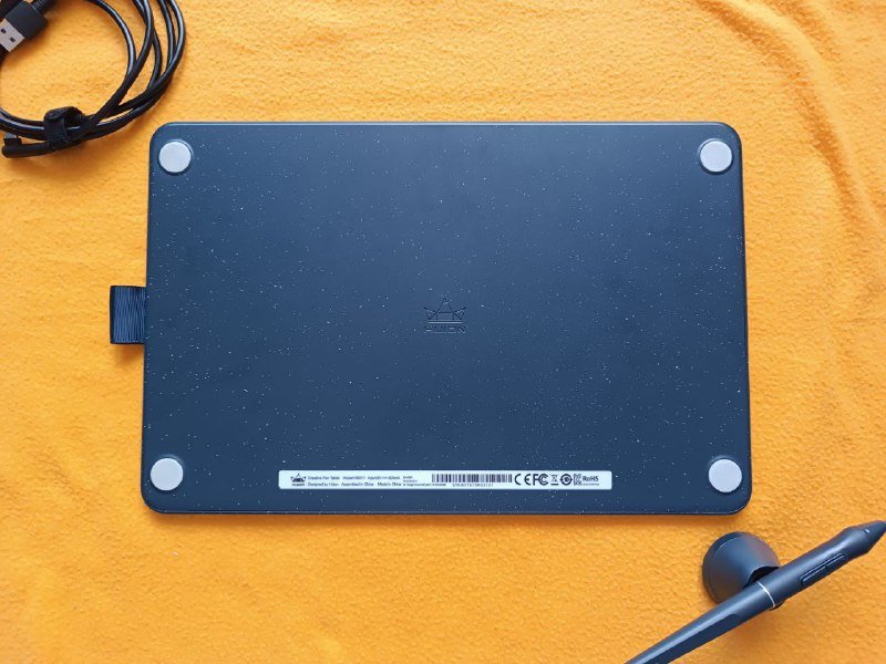 Проводной графический планшет Huion HS611 3
