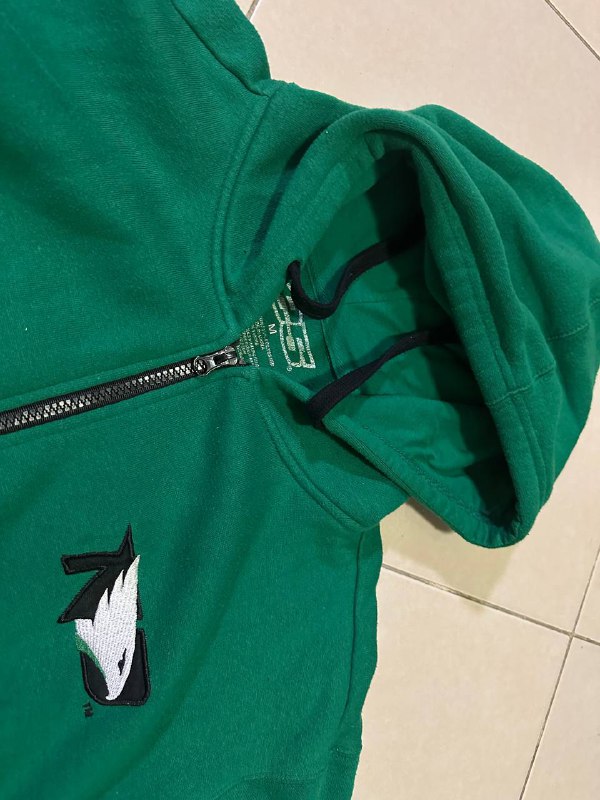 Свитшот с капюшоном South Dakota Fighting Hawks 4