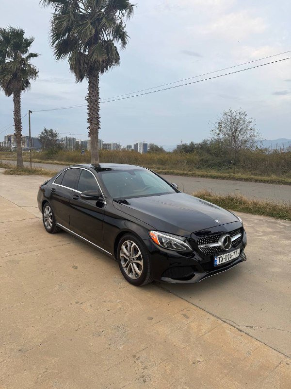2018 MERCEDES-BENZ C 300