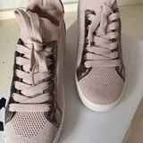 Женские сникерсы DKNY 37 размера 2