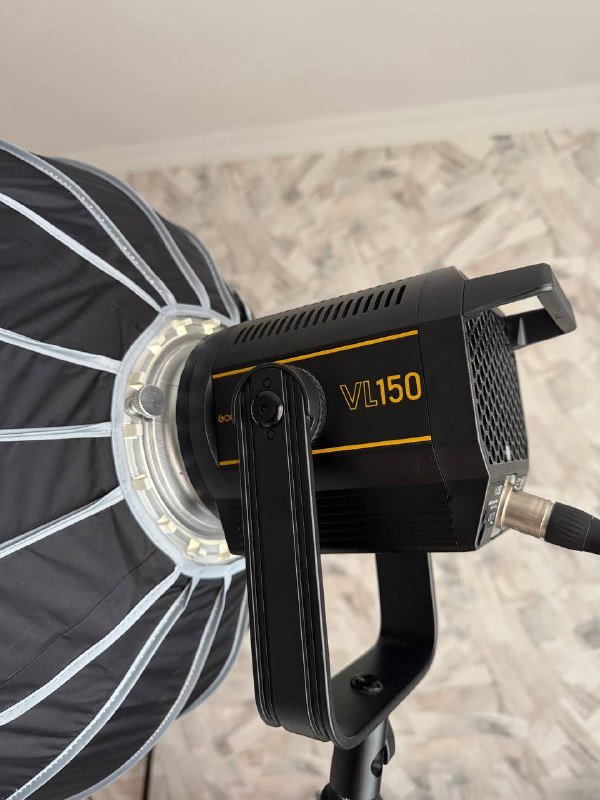 Освещение Godox VL-150