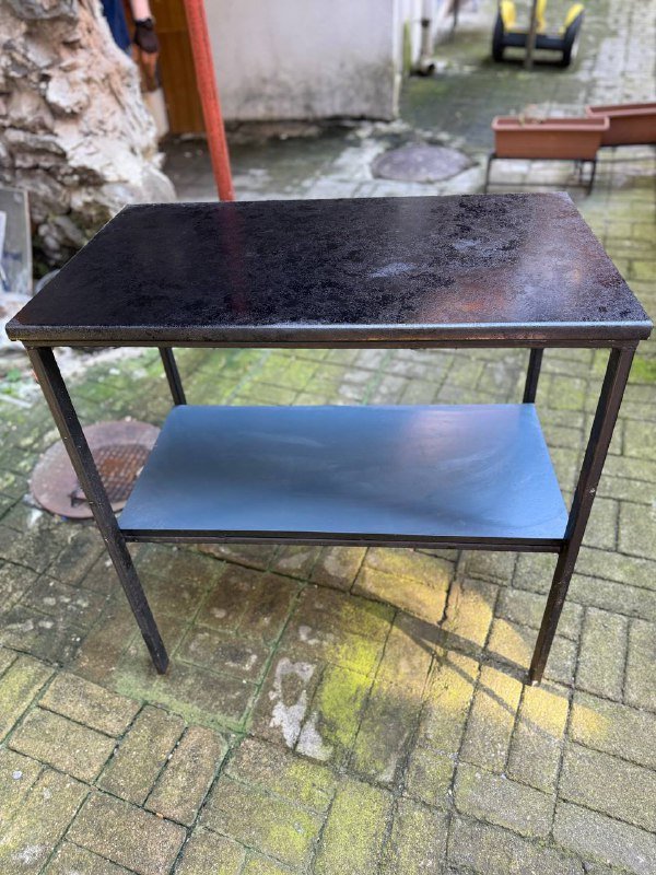 Два стола для кухни кафе 2