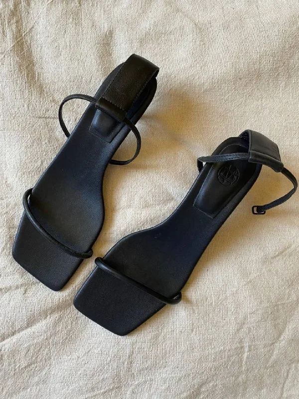 Черные босоножки Massimo Dutti, кожа, 38 размер 1