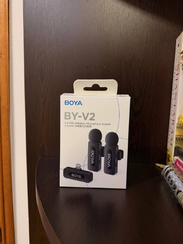 BOYA BY-V2 2.4GHz Wireless Microphone System