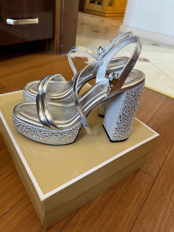 Босаножки Michael Kors 37 размер
