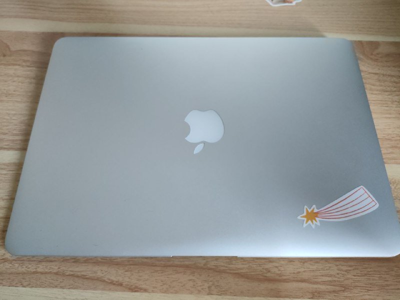 MacBook Air 13" 2017 года, 8GB, SSD 128GB