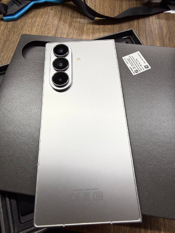 Телефон Samsung Z fold 7 512 ГБ 3