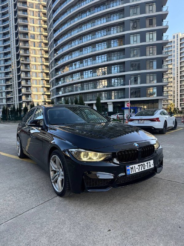 BMW F30 328i