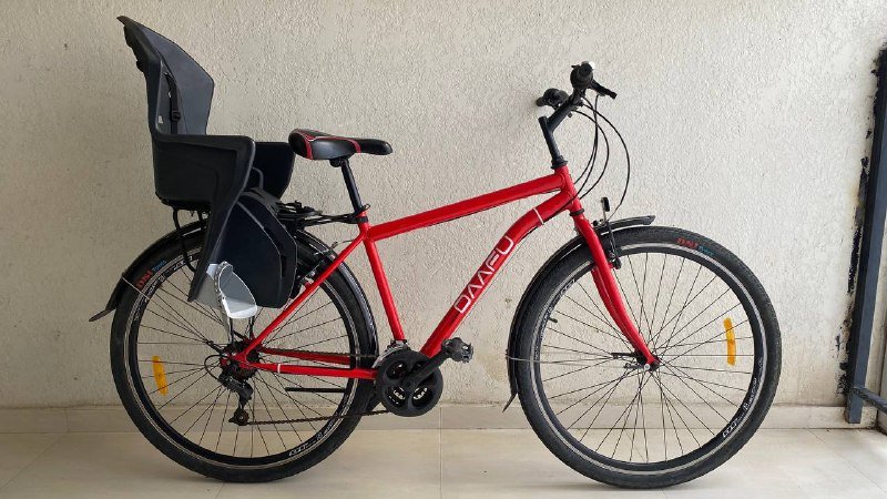 Городской велосипед с детским креслом