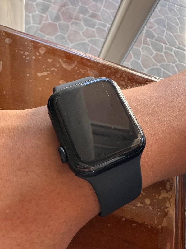 Apple watch SE Gen 2 44mm Midnight с аксессуарами 3