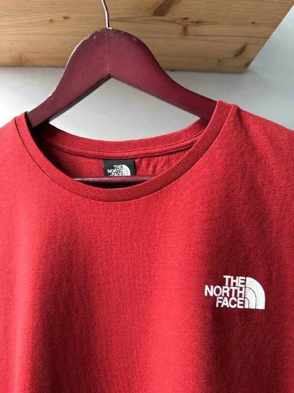 Футболка The North Face 1