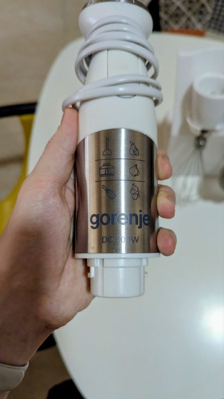 Погружной блендер Gorenje DC800W с насадками и стаканом
