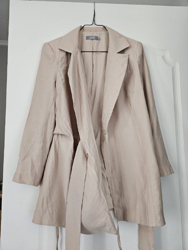 Бежевый пиджак Lichi на завязках, размер S 4