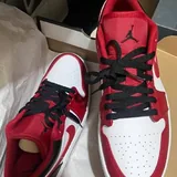 Air Jordan 1 Low 1