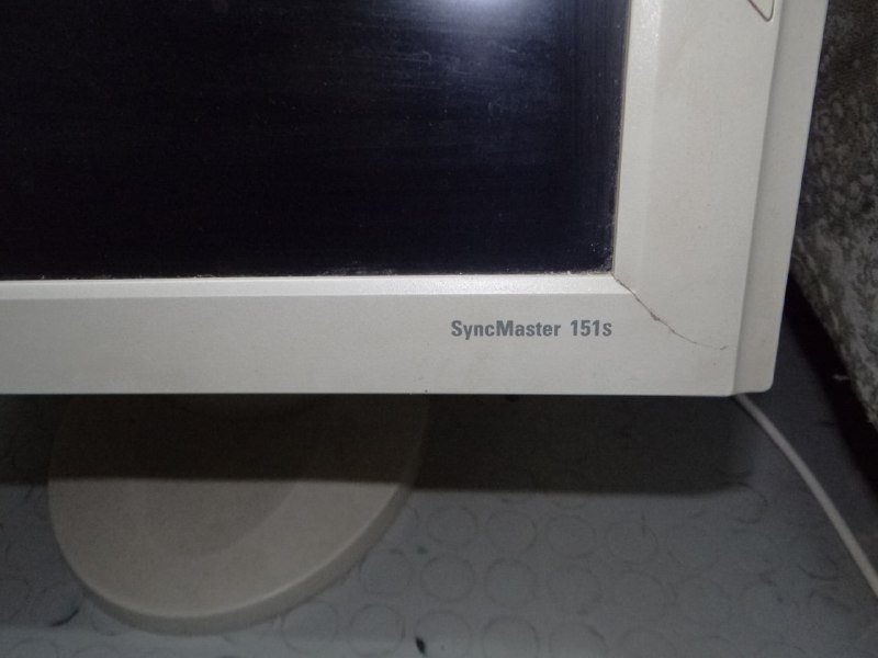 Монитор Samsung SyncMaster 151s 2