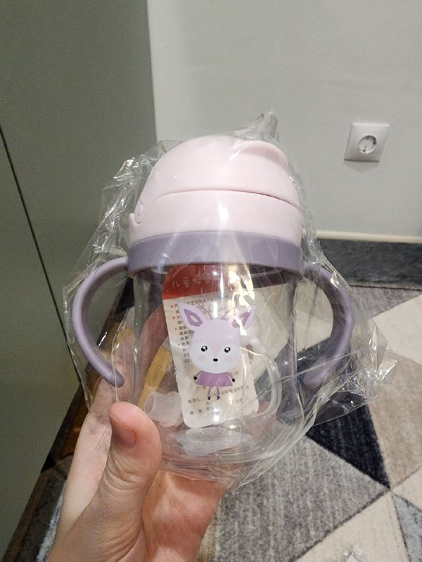 Детский поильник с трубочкой