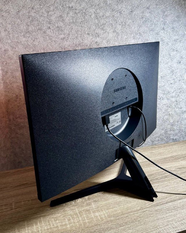 4K монитор Samsung LU28R550UQIXCI 28" 2