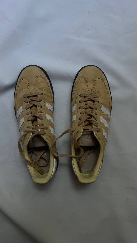 Zara кожаные ботинки, кроссовки adidas 38 размер, книги две 2