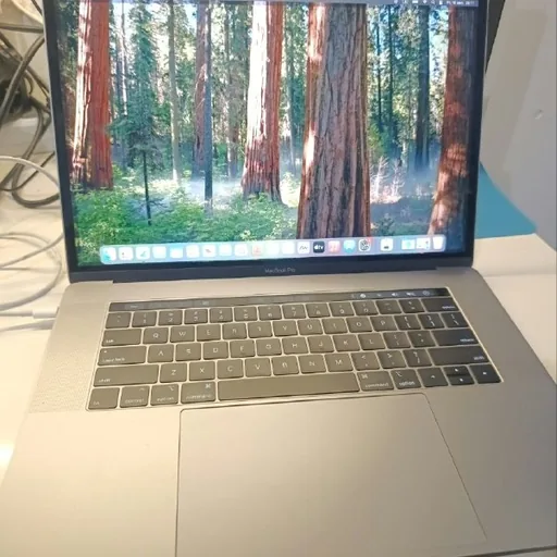 MacBook Pro 15" 2019 i9 32 ГБ 2 ТБ SSD