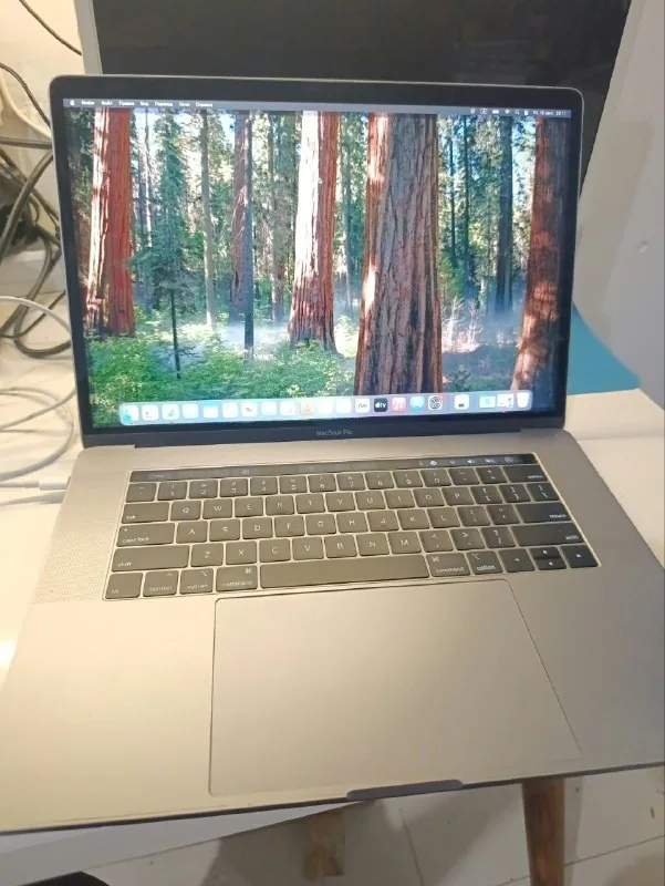 MacBook Pro 15" 2019 i9 32 ГБ 2 ТБ SSD 1