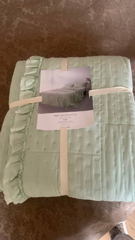 Женская куртка на осень-зиму, покрывало с наволочками 5