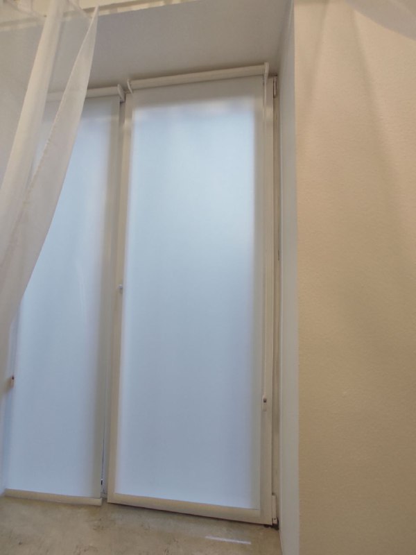 Рулонные шторы 507 мм, 2 метра, 25 лари; 665 мм, 2 метра, 30 лари 2