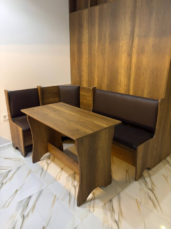 Уголок кухонный со столом