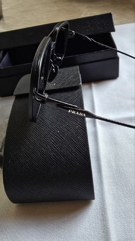 Оригинальные солнцезащитные очки Prada PR57ZS Matte Black Polarized Dark Grey 6