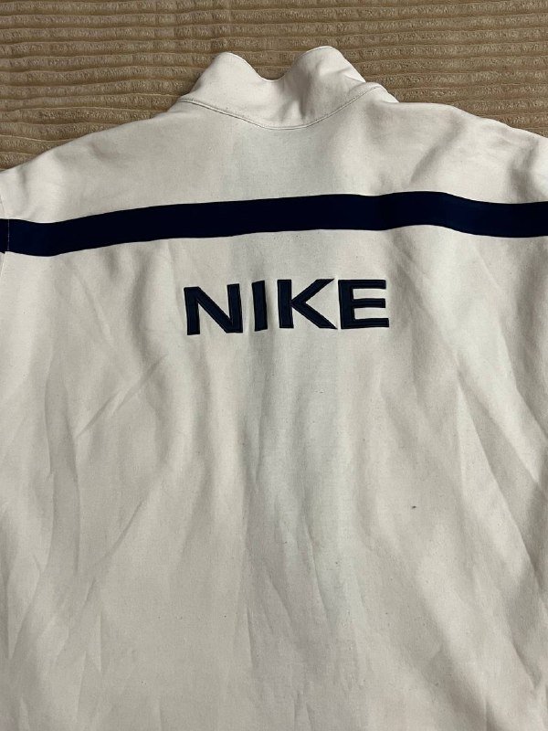 Винтажный мужской свитшот Nike 2