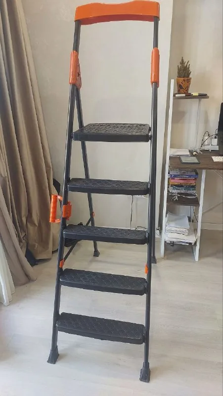 Стремянка Premier 4+1 1