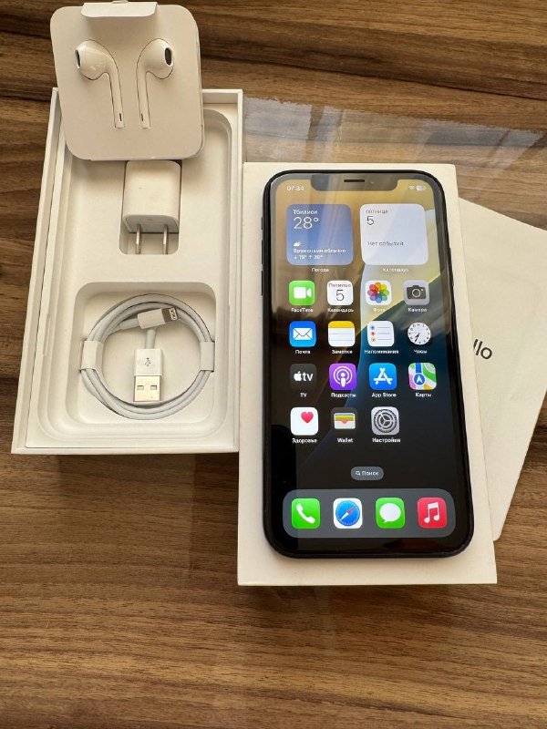 iPhone XR, AirPods Pro, Apple Watch SE, Apple Pencil 5