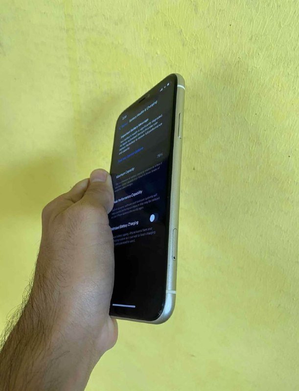 IPhone 11 телефон 4