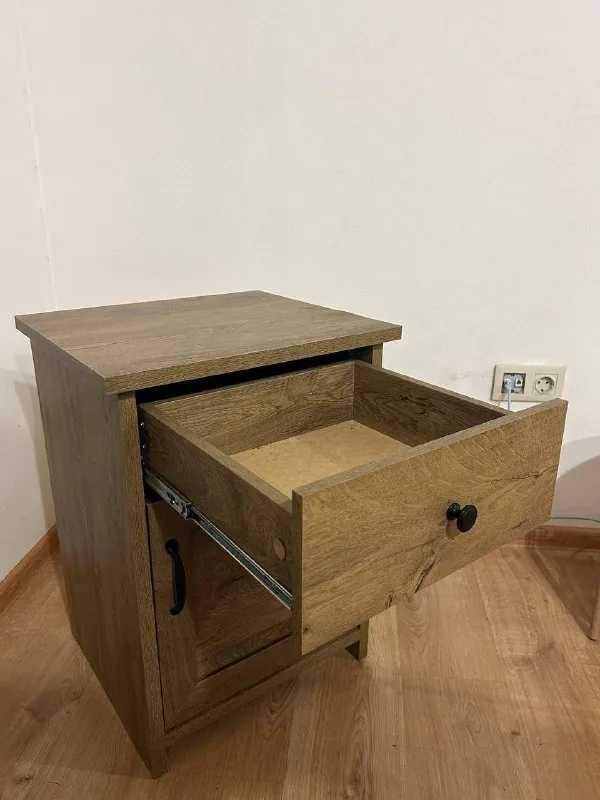 Прикроватная тумба 1