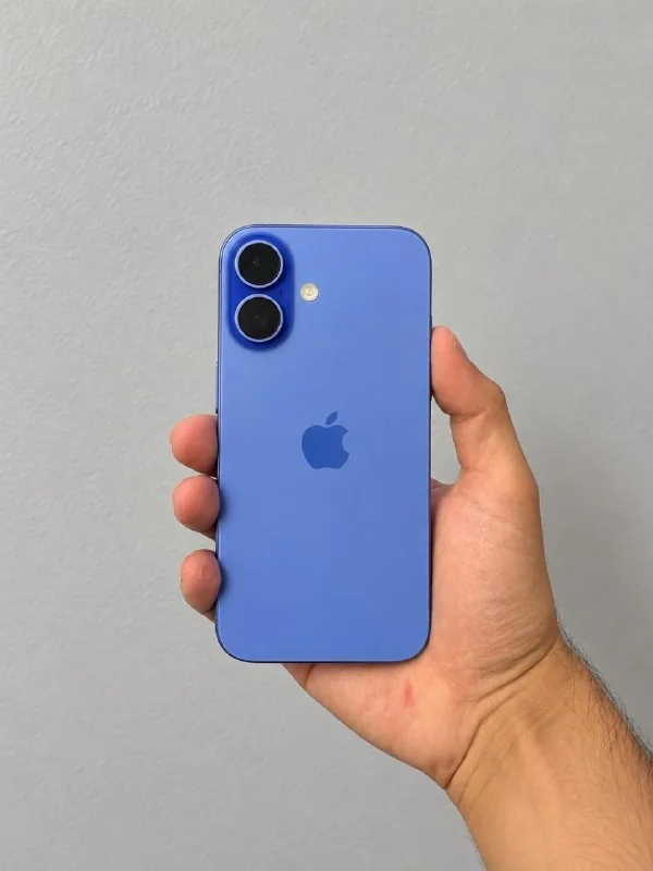 iPhone 16 — SIM + eSIM