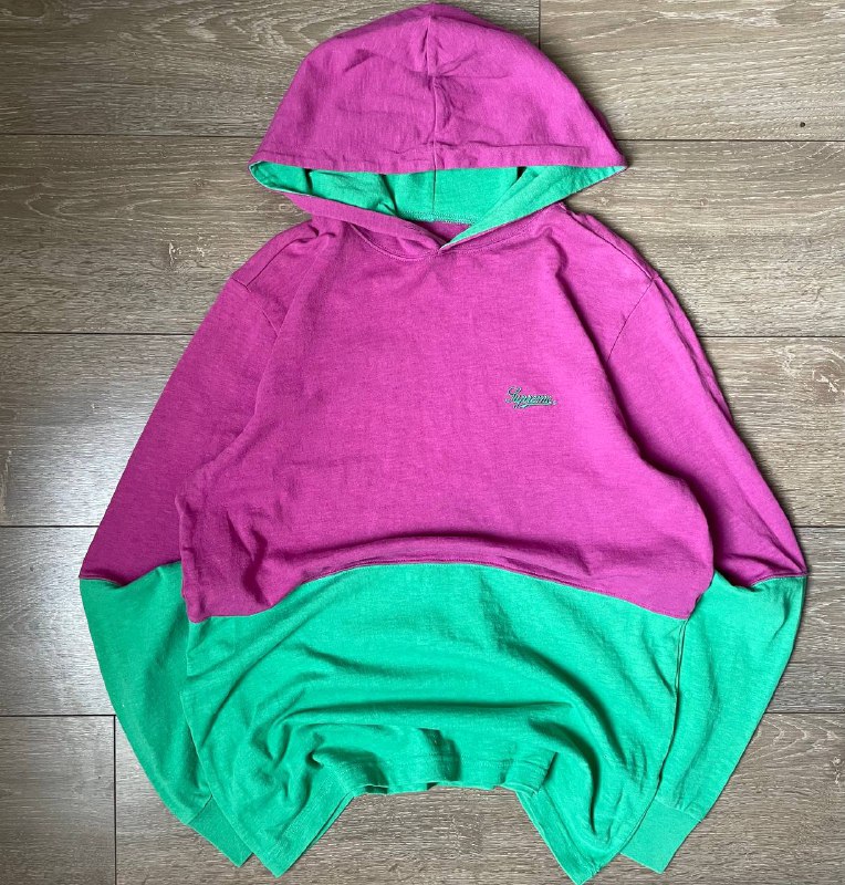 Supreme hoody size M-L