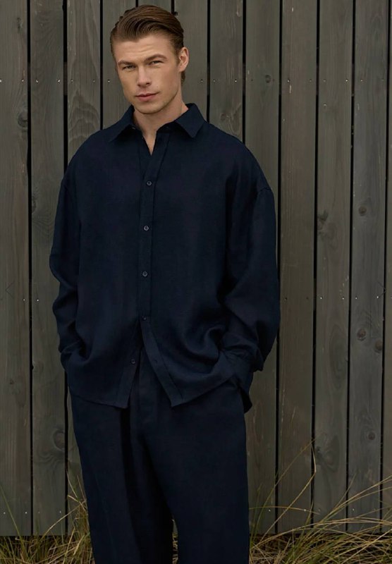 Мужская льняная рубашка Voishe темно-синяя oversize