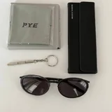 Солнцезащитные очки PYE 1